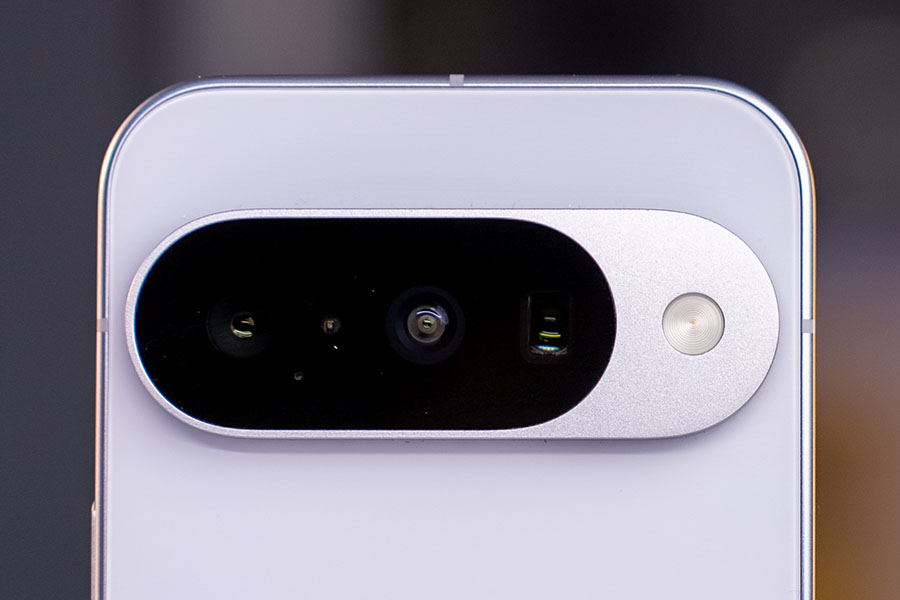 Google Pixel 10 camera