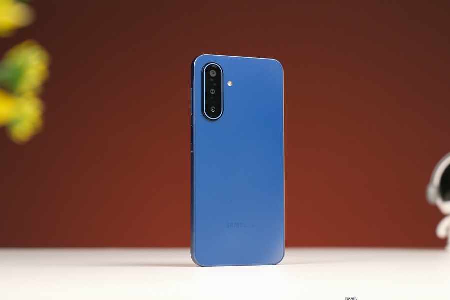 Galaxy A17 5G design