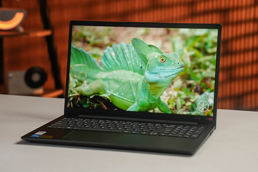 Lenovo V15 G4 i3 Display