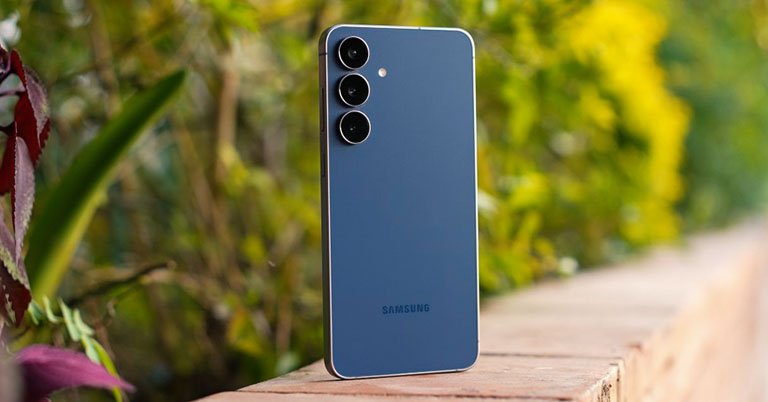 Samsung Galaxy S25 FE Review: Great value or some compromises?