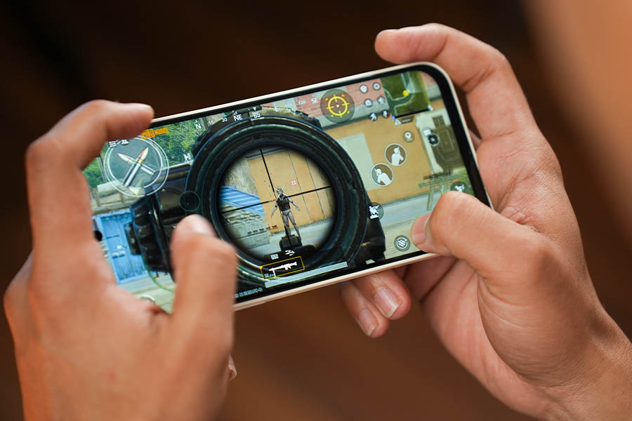 Nubia V80 Design Gaming