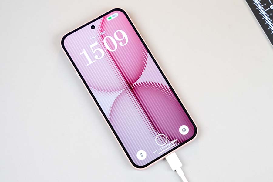 Nothing Phone 4a Charging