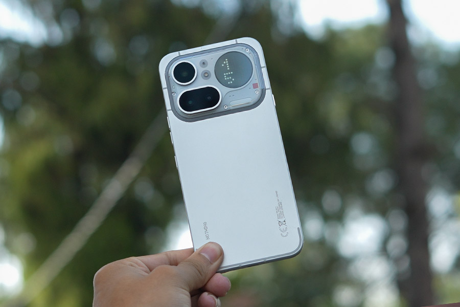 Nothing Phone 4a Pro Design