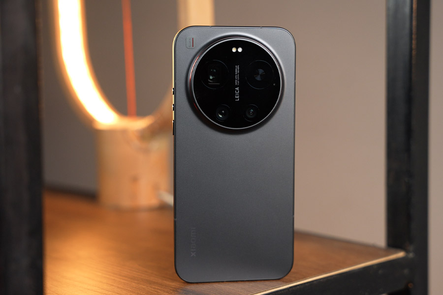 Xiaomi 17 Ultra design