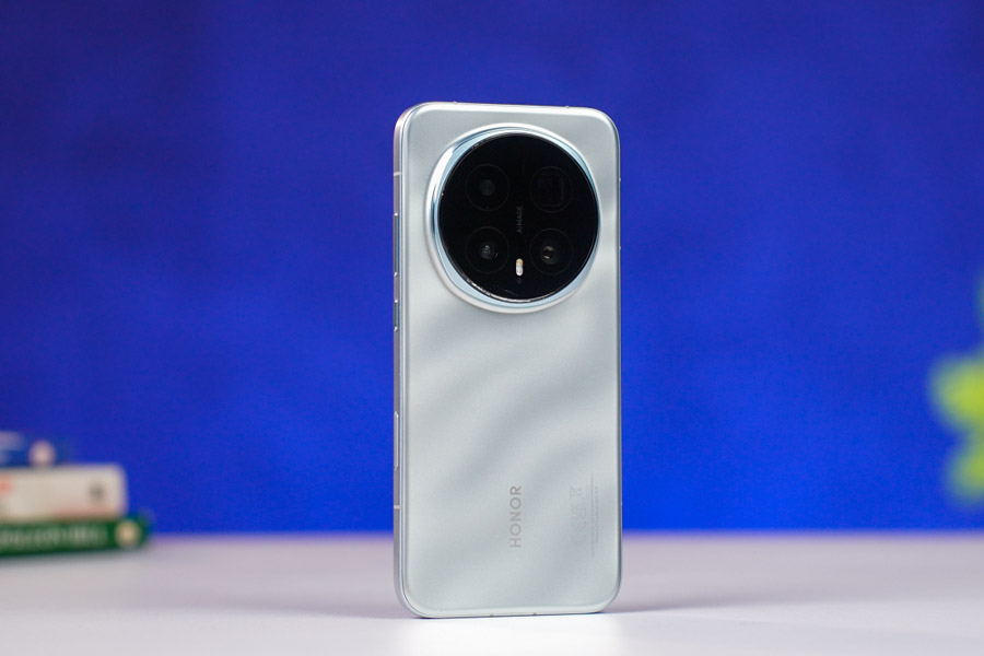 Honor Magic 8 Pro  design