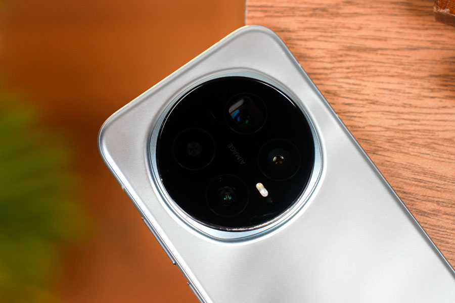 Honor Magic 8 Pro camera module