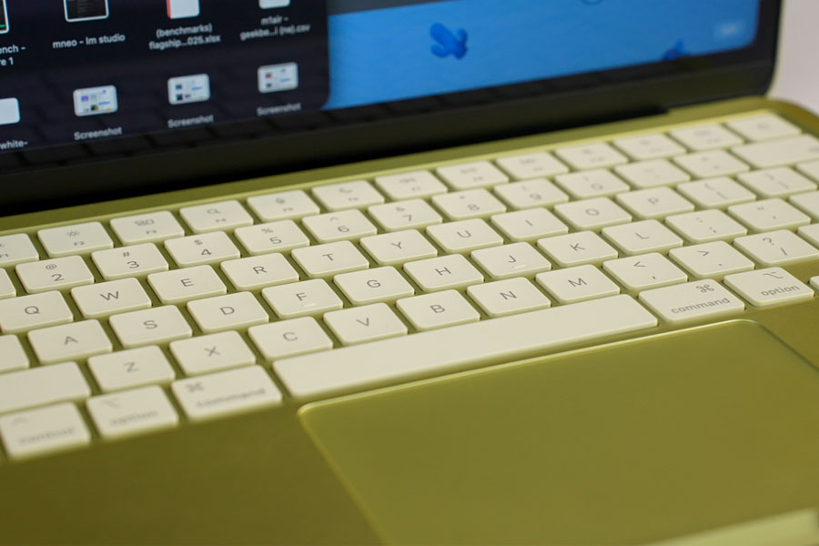 MacBook Neo - Keyboard
