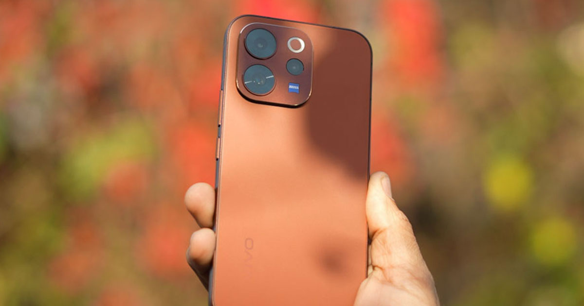 Vivo V70 arrives in Nepal with Zeiss telephoto camera, Snapdragon 7 Gen 4 chip