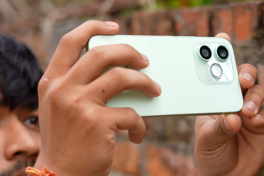 Honor-600-Lite-Back-Camera-Casual