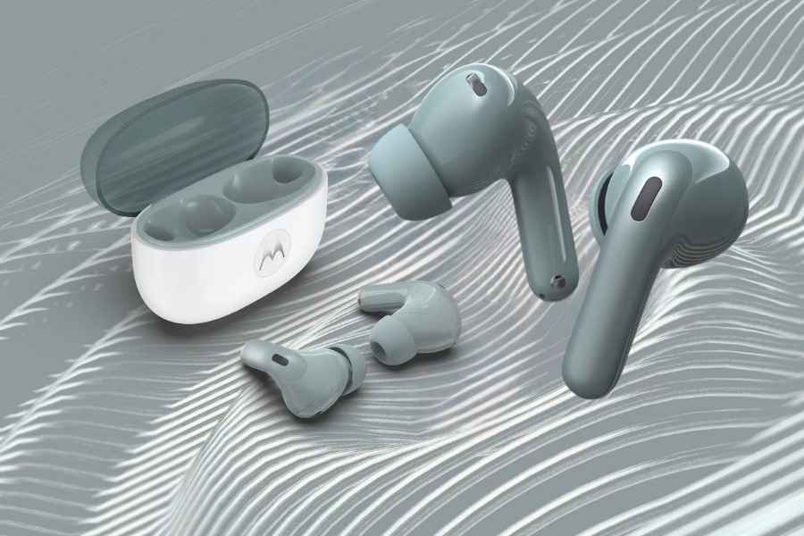 Moto Buds 2 Design