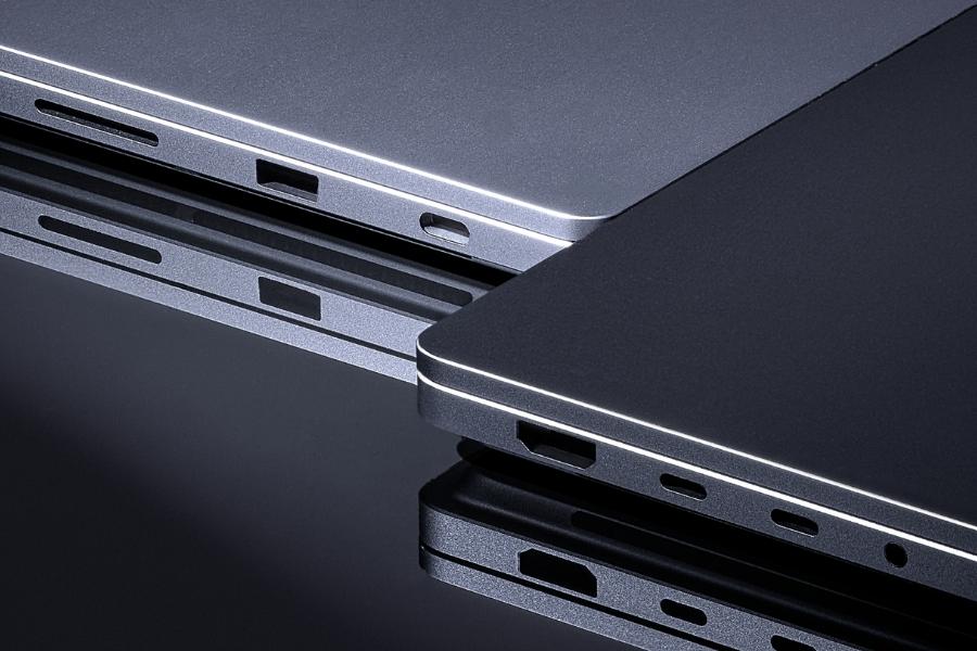 Microsoft Surface Laptop Ultra ports