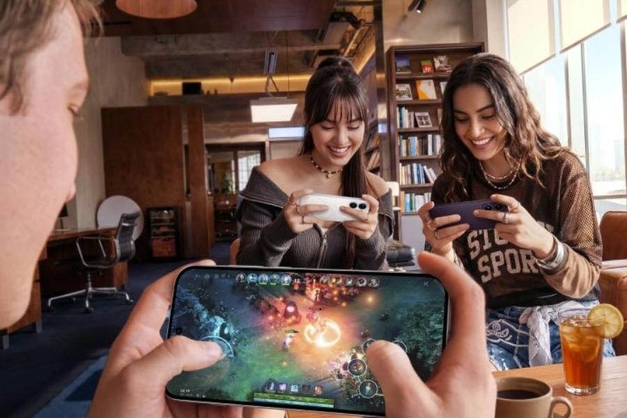Oppo Reno 16F  Gaming