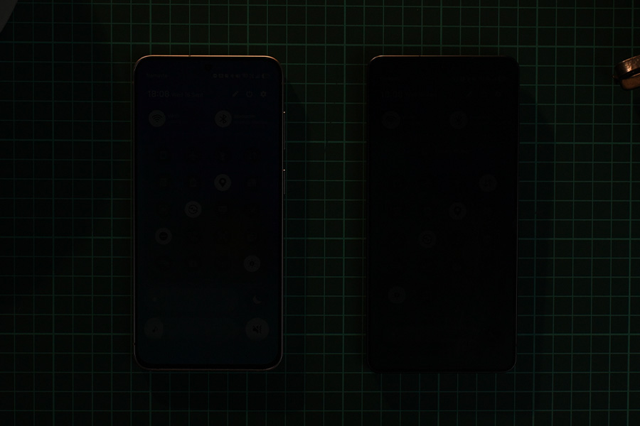 Galaxy-S26-FE-vs-S26-Low-Brightness-Comparison
