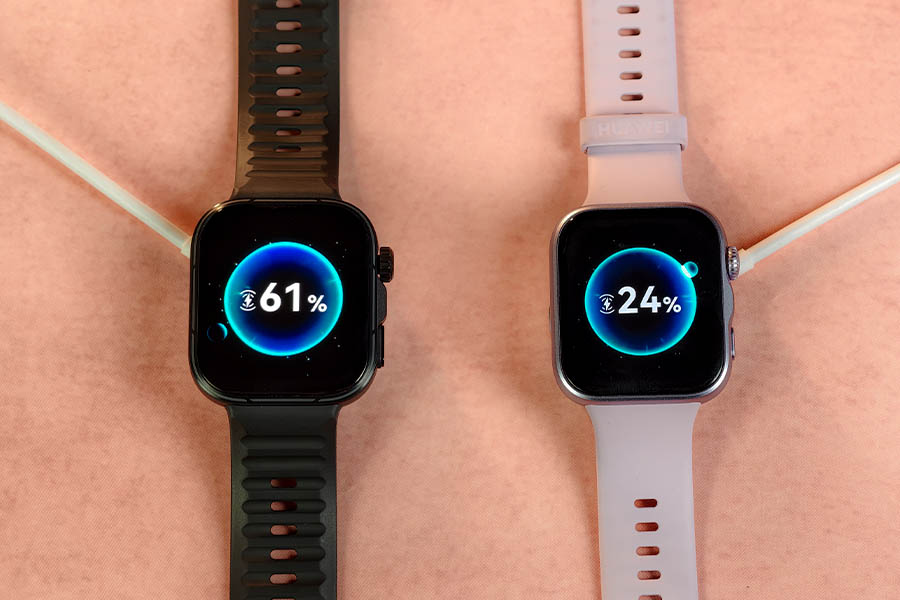 Huawei-Fit-5-and-Pro-Watches-Charging