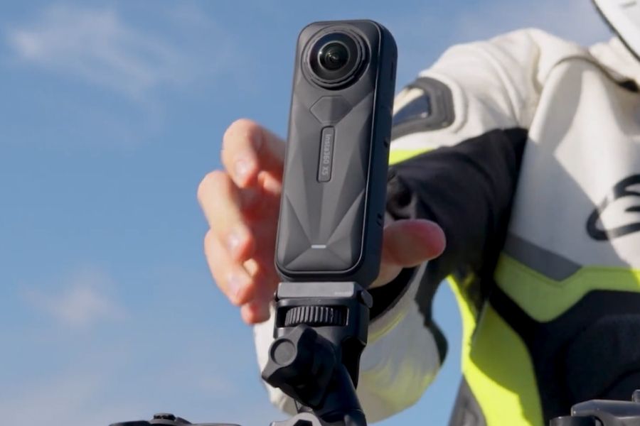 Insta360 X5