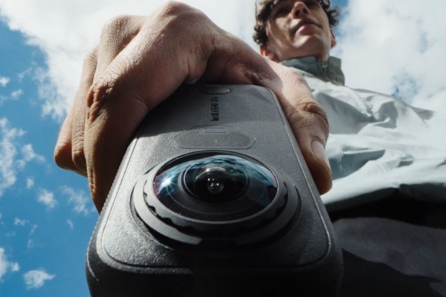 Insta360 X6