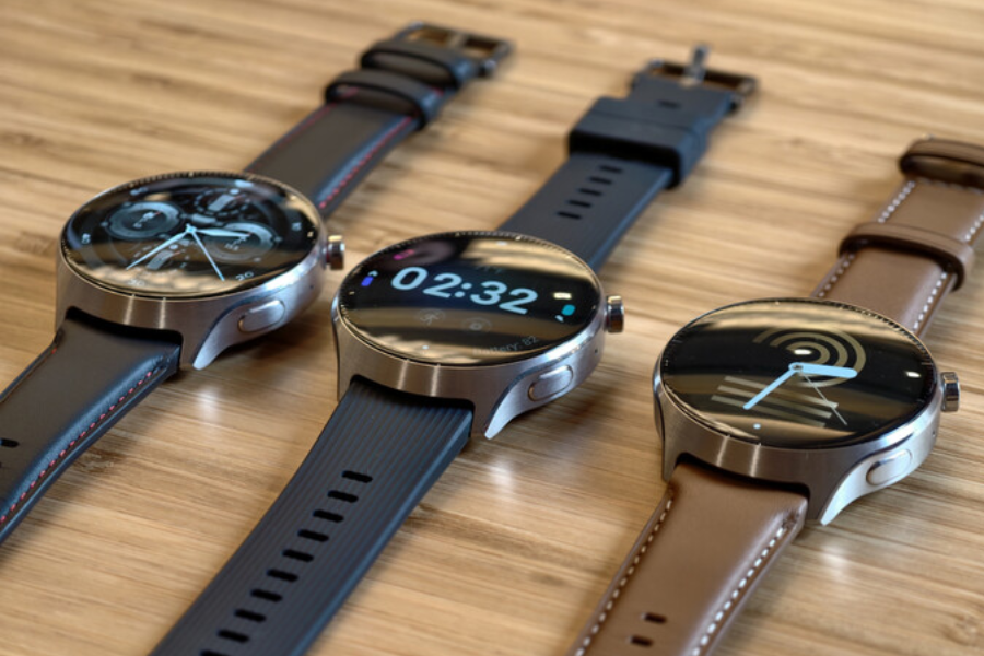 Moto Watch Ultra Design and Build