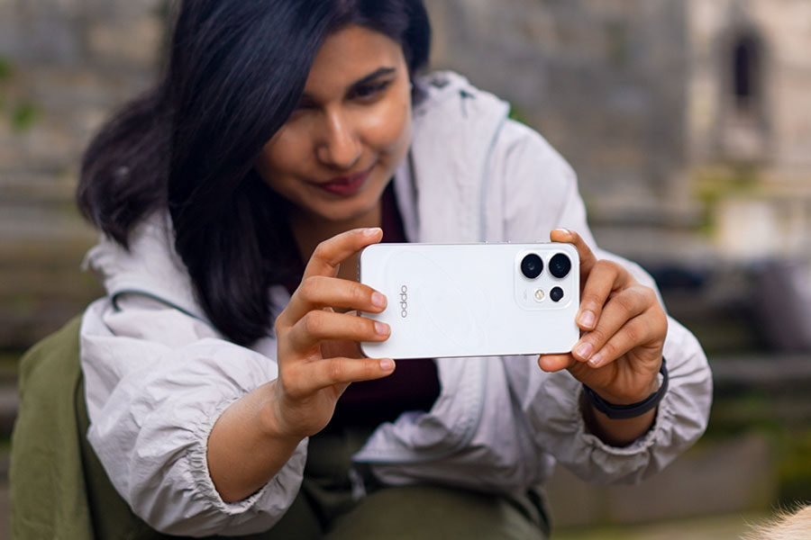 Oppo-Reno-16-Video-Capturing