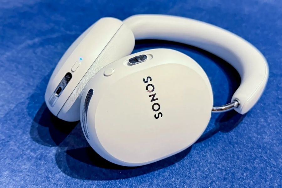 Sonos Ace Ultra design
