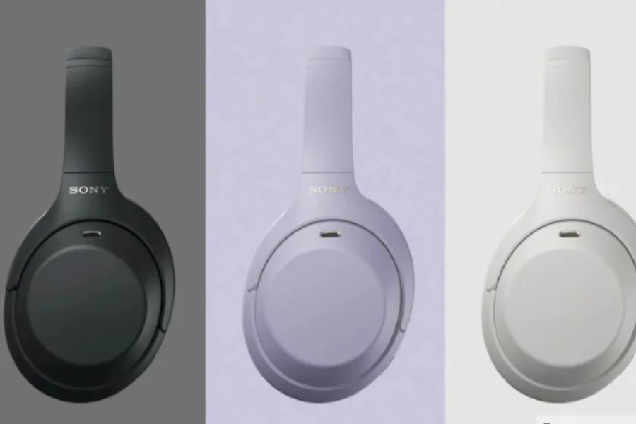 Sony WH-1000XM4C in three different colors