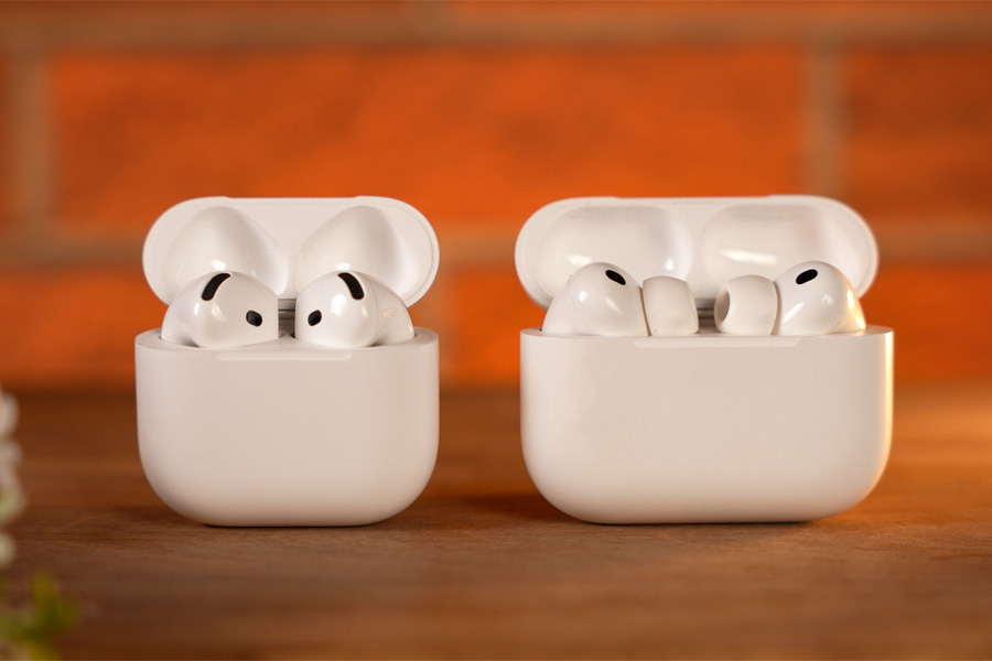 AirPods 5 and AirPods Pro 3 with charging case
