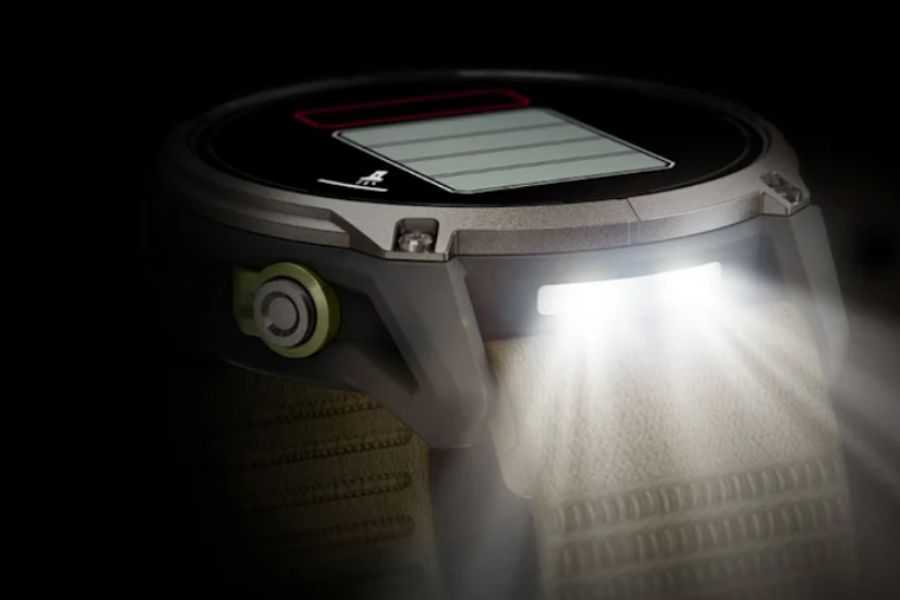 Garmin Enduro 4 Flash Light