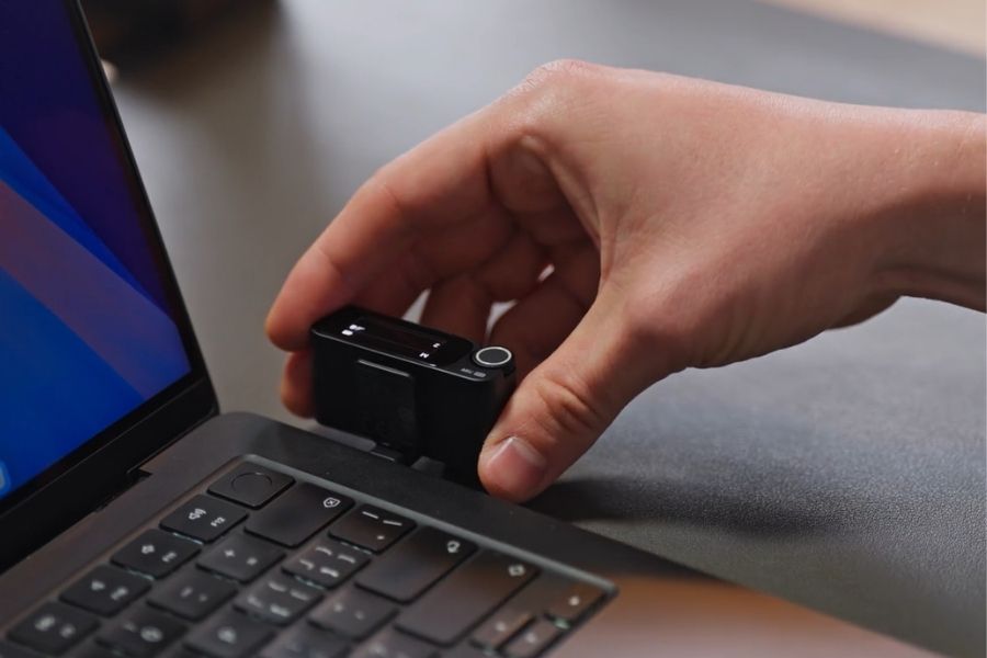 Insta360 Mic Pro connectivity